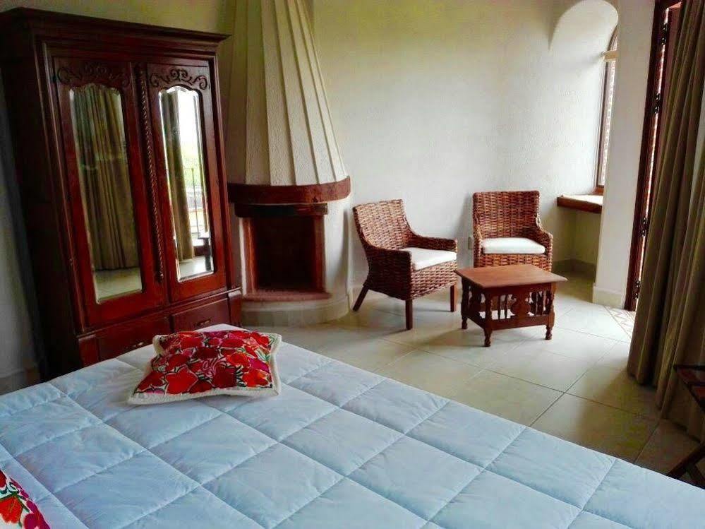Hotel Casa Del Angel Tepoztlan Bagian luar foto